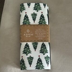 NWT Aspen Set of 2 Dish Dry Mats